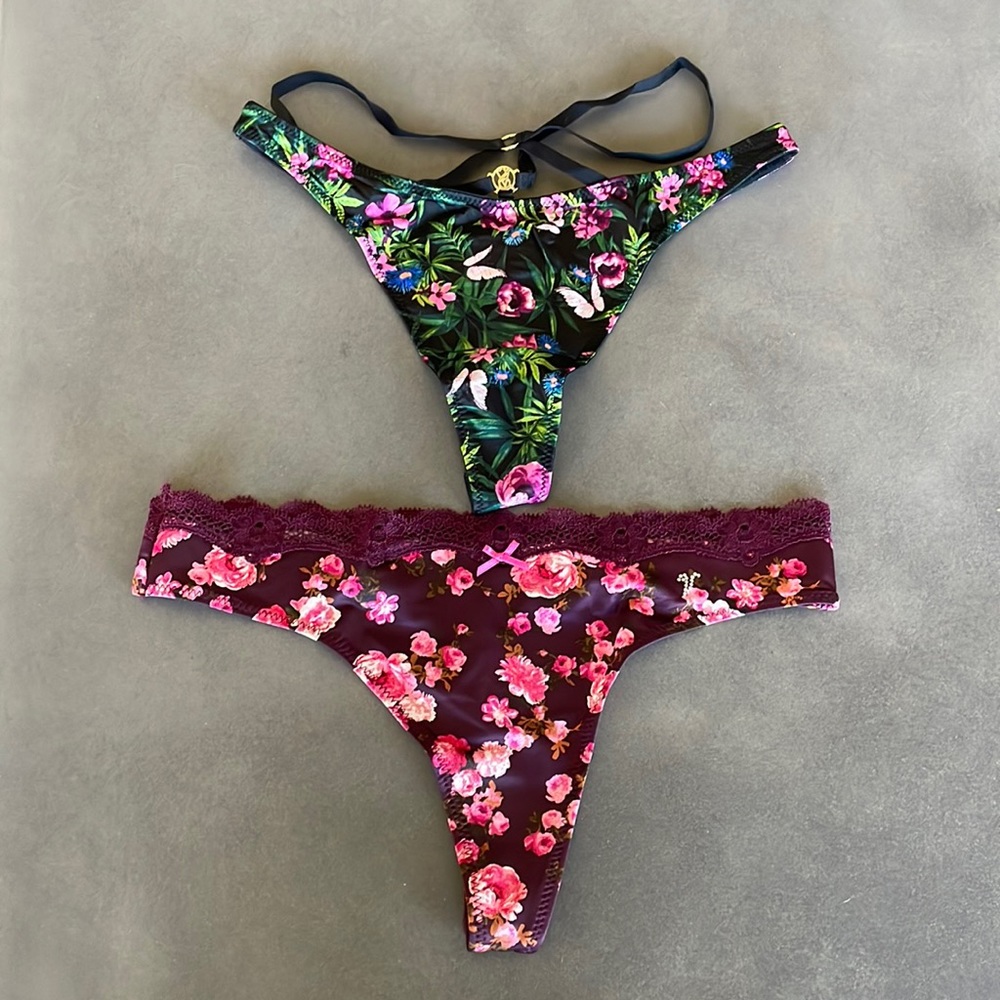 BRAND NEW (2) Pair of Victoria’s Secret Thong Panty
